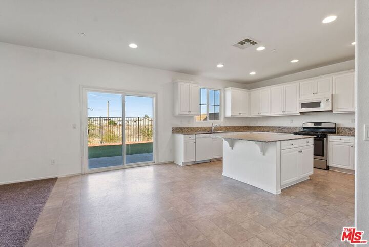 Property Photo:  14950 Paseo Verde Place  CA 92394 