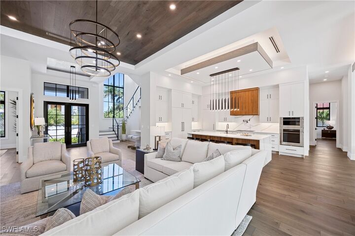 3540 Crayton Road  Naples FL 34103 photo