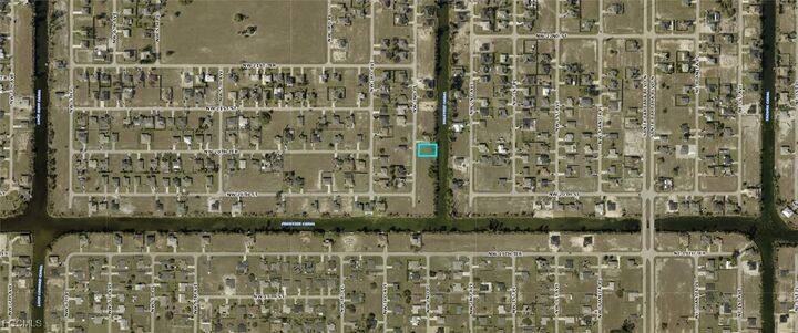 Property Photo:  2021 NW 2nd Place  FL 33993 