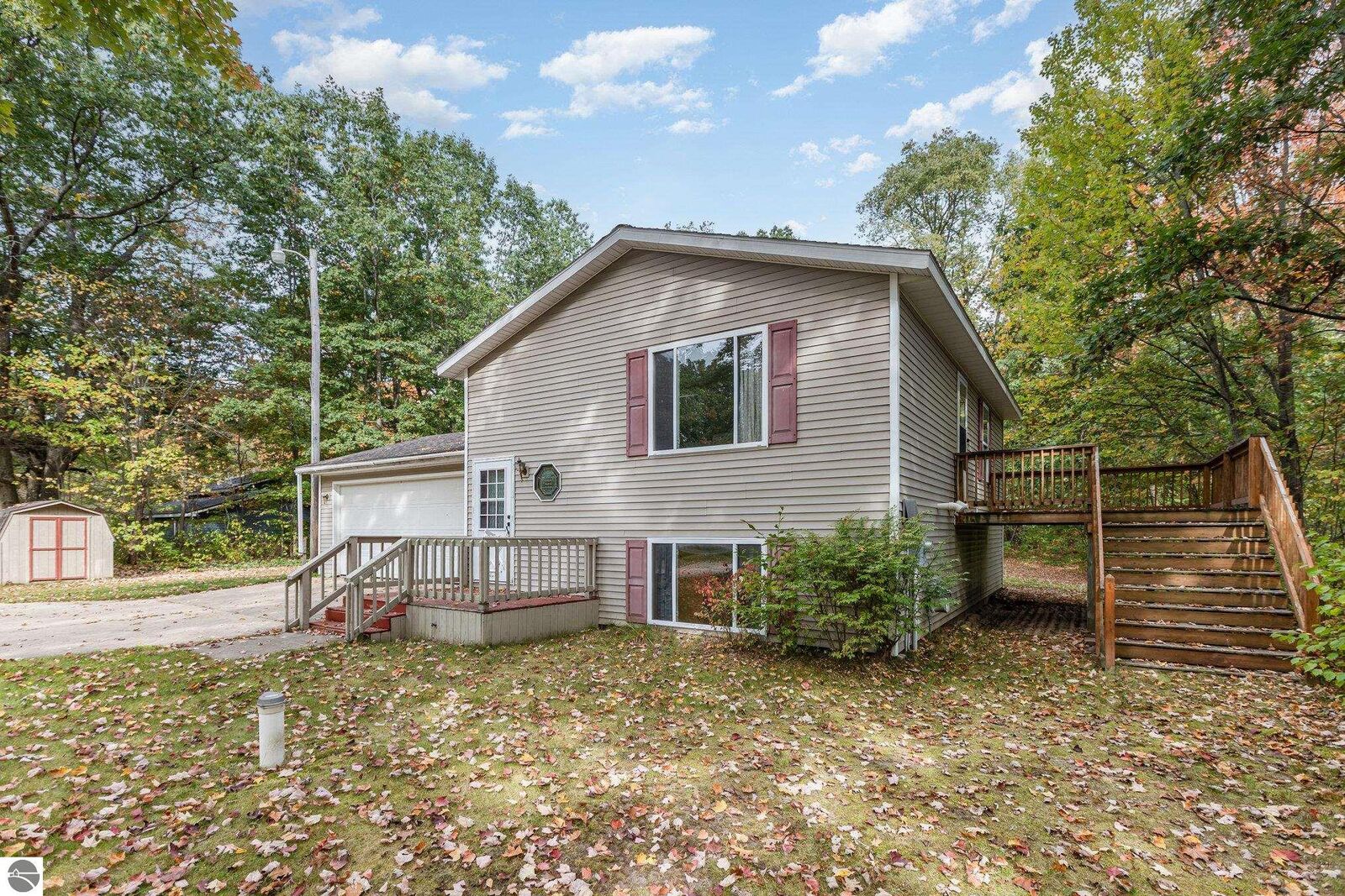 Property Photo:  7165 E 30 3/4 Road  MI 49601 