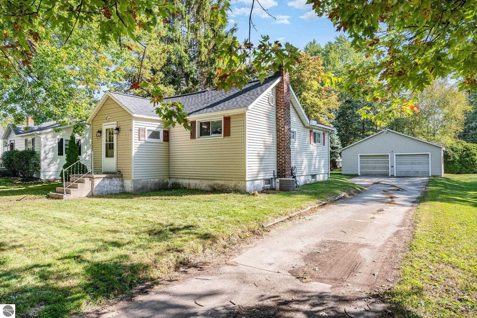 Property Photo: 323 First Street MI 48615
