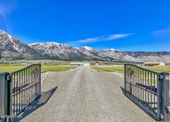 Property Photo: 824 Eagle Meadows Lane NV 89460