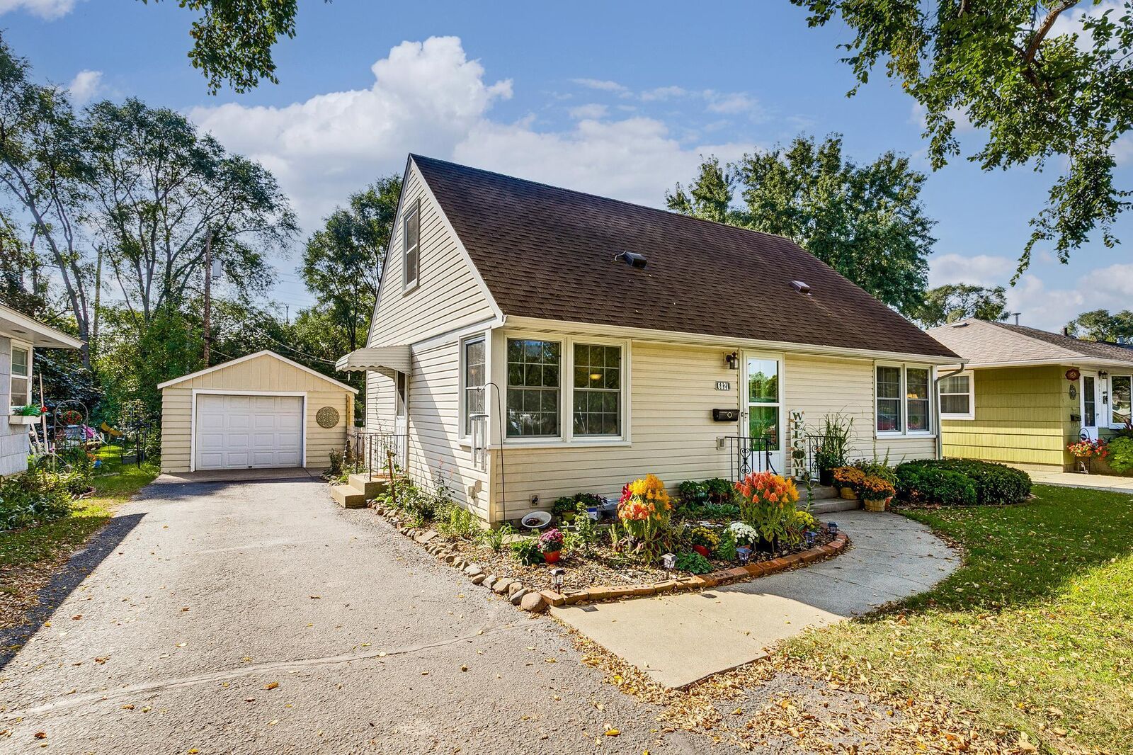 Property Photo:  6821 W 24th Street  MN 55426 