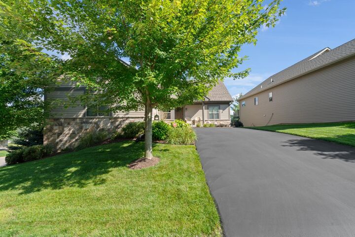 Property Photo:  115 Crest Drive  MN 55315