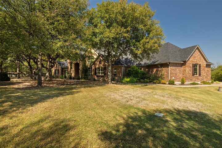 201 N Oakvista Court  Aledo TX 76008 photo
