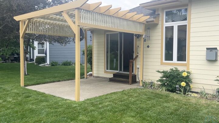 Property Photo:  165 Prairie Bend  SD 57049 