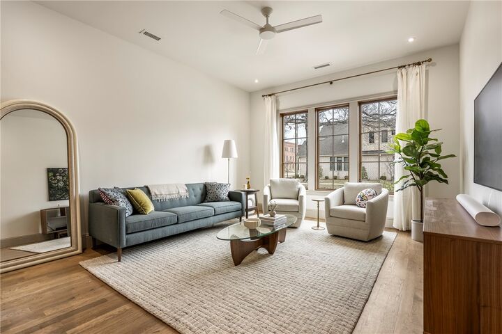 Property Photo: 445 NW C Street AR 72712