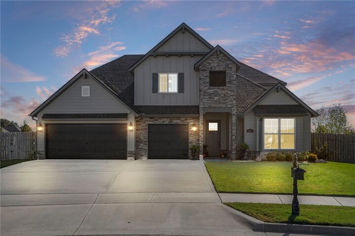 931 Red Maple Street  Centerton AR 72719 photo