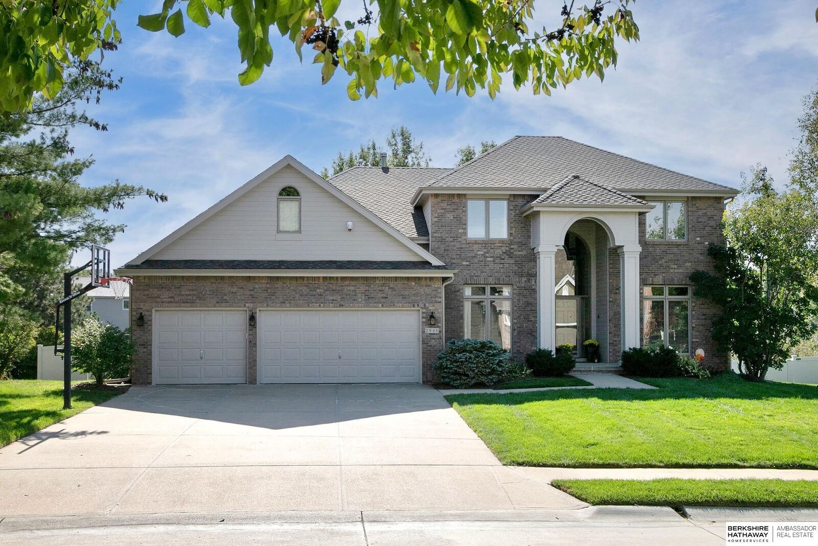 Property Photo:  2545 N 160th Avenue  NE 68116 