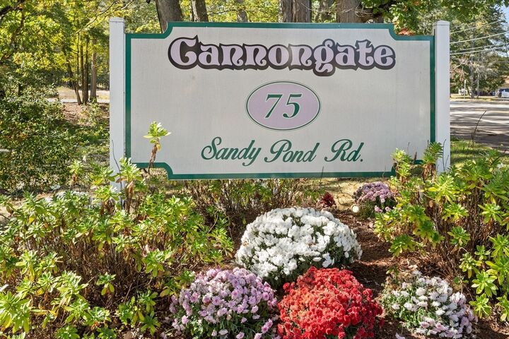 Property Photo:  75 Sandy Pond Drive 44  MA 01432 