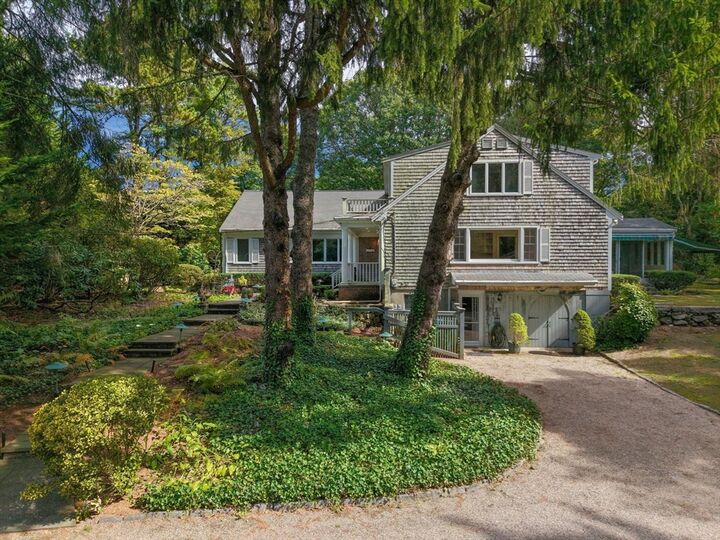 Property Photo:  116 Saconesset Rd  MA 02540 