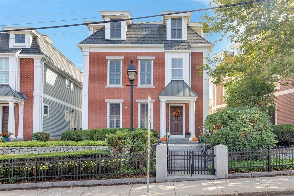 Property Photo: 7 Mill St 7 MA 02476