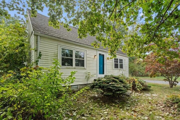 Property Photo:  181 E Union St  MA 01721 