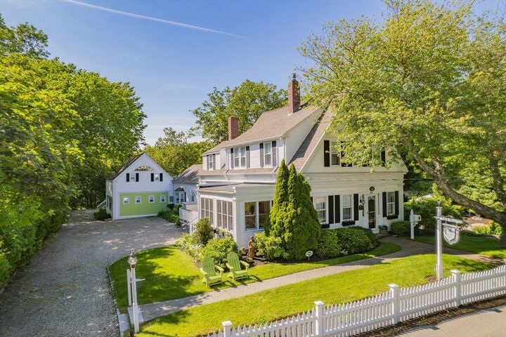436 S Main St  Barnstable MA 02632 photo