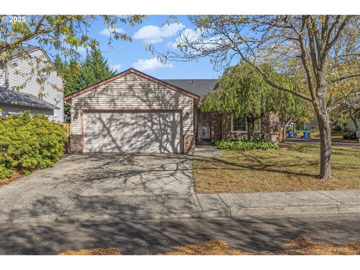 Property Photo: 18520 SE 22nd Way WA 98683