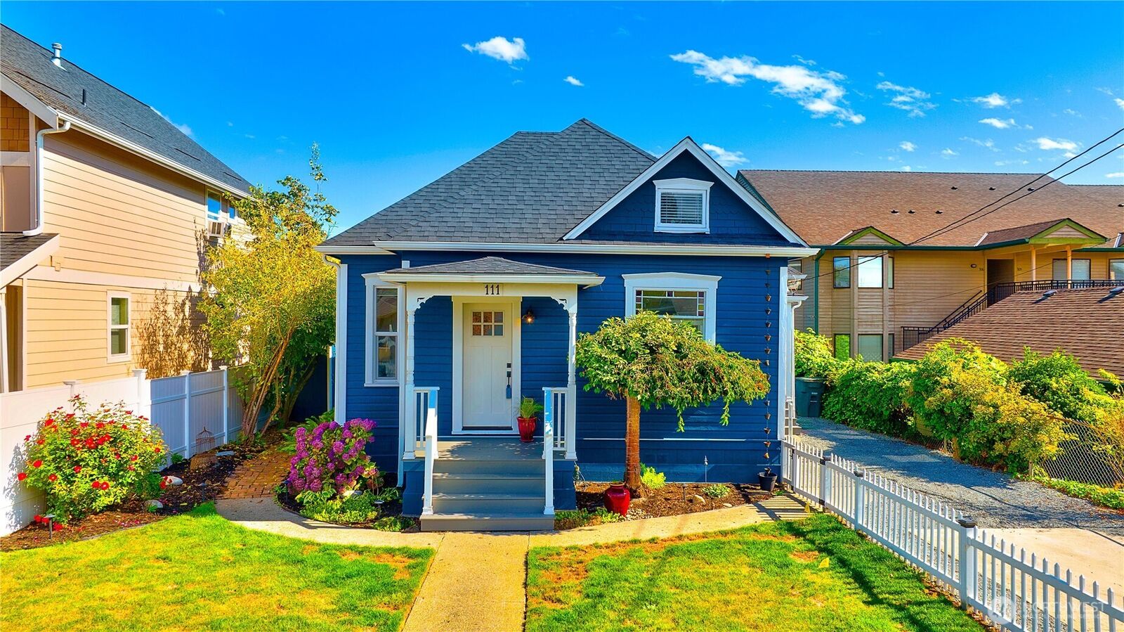 Property Photo:  111  Pine Avenue  WA 98290 