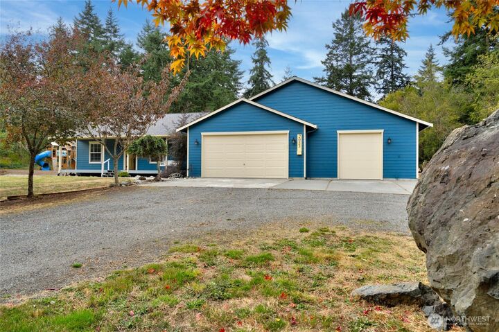2033  Navy Lane  Oak Harbor WA 98277 photo