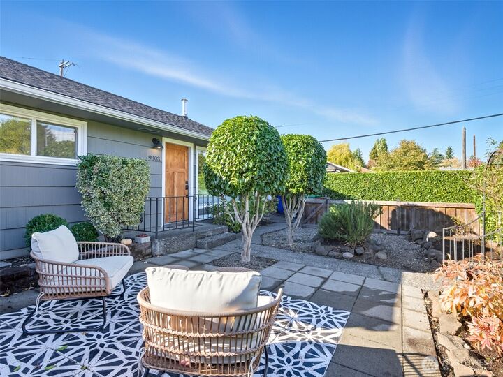 Property Photo: 9303 32nd Avenue SW WA 98126
