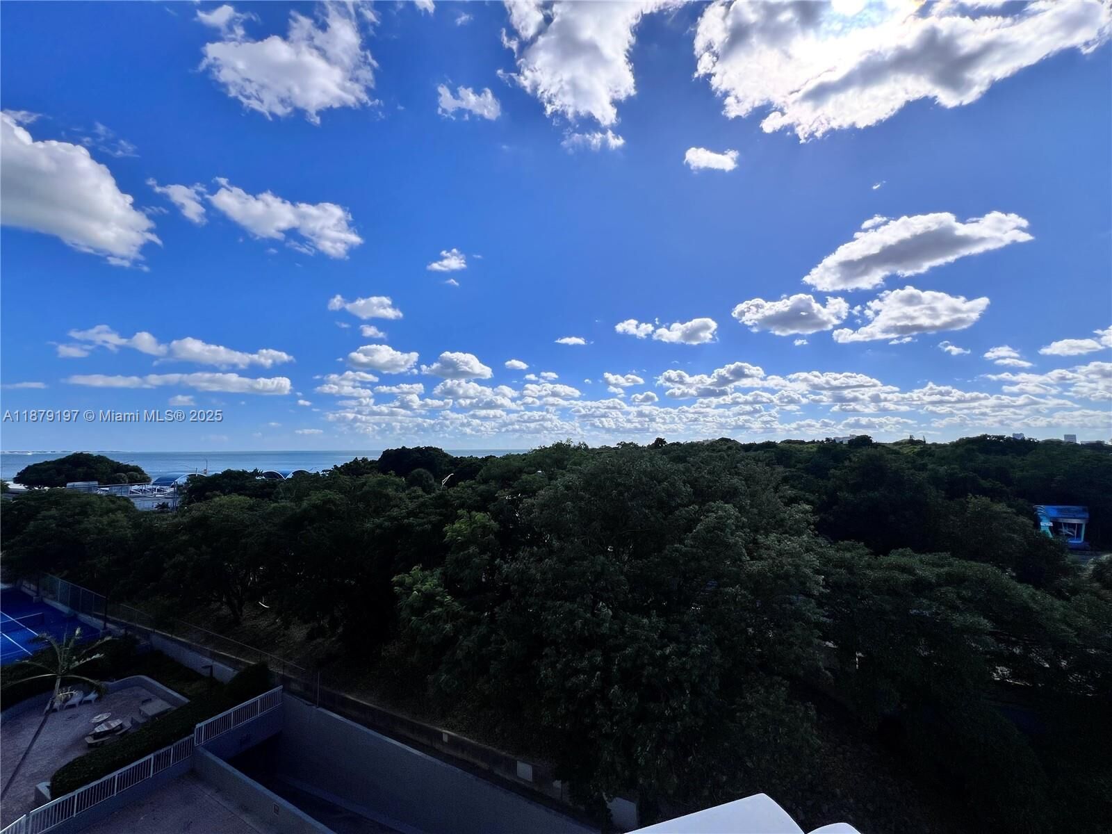 Property Photo: 2501 Brickell Ave 601 FL 33129
