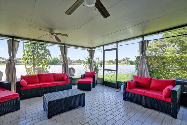 Property Photo: