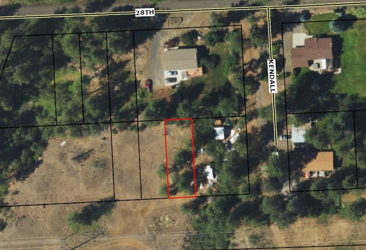 Property Photo:  Stirling Hts West Lt 12 Blk 17 Ave  WA 99224 