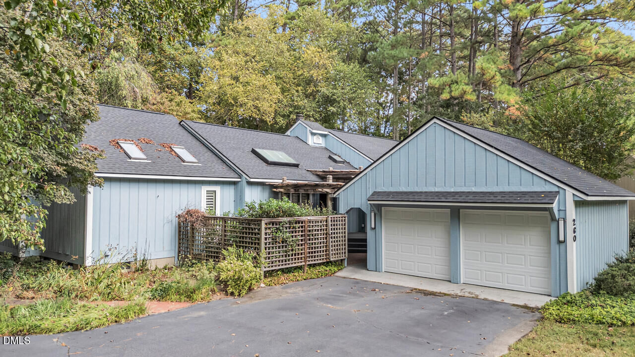 Property Photo: 260 Clover Thatch NC 27312