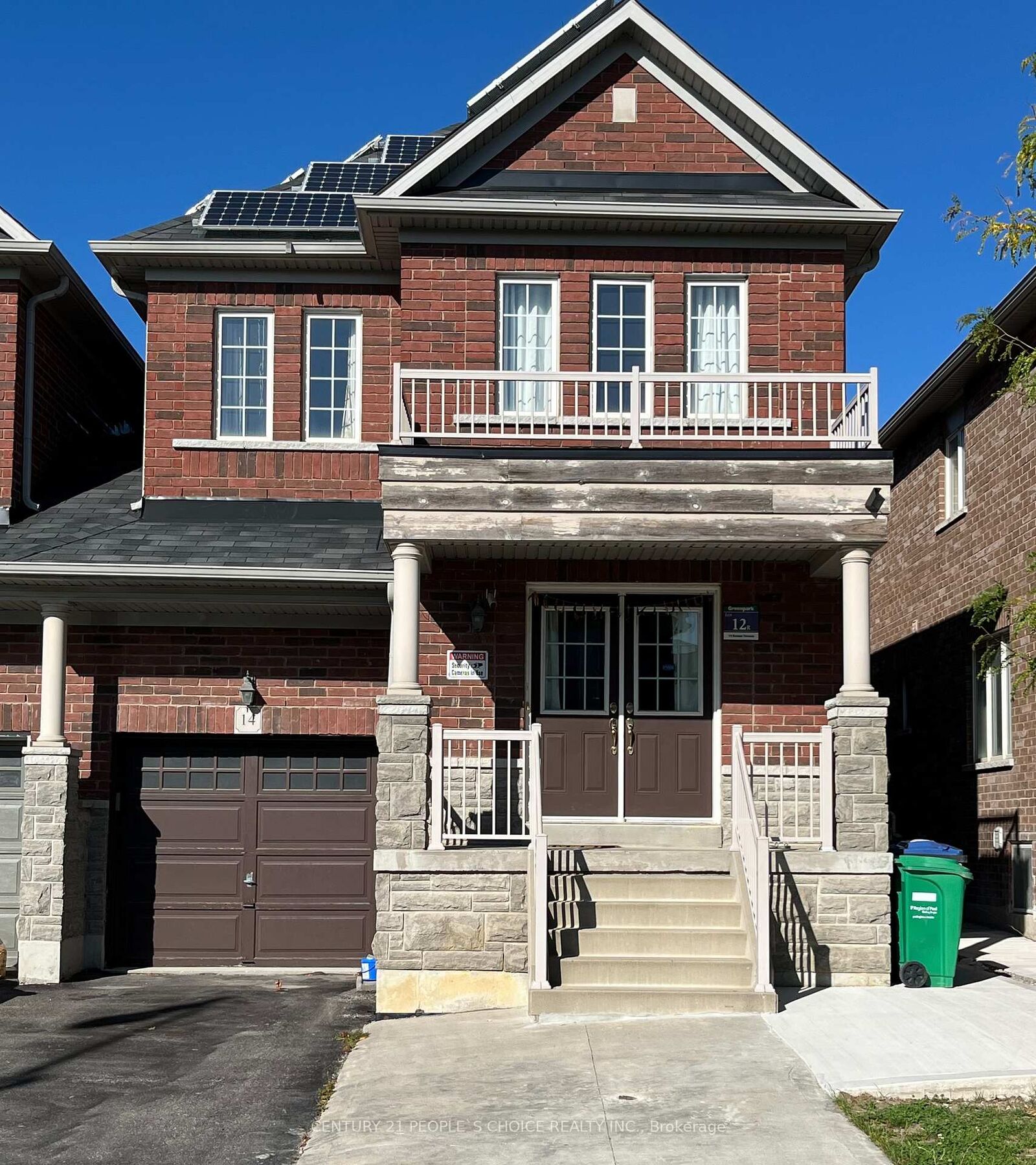 Property Photo:  14 Bersan Terrace Upper  ON L6P 3T2 