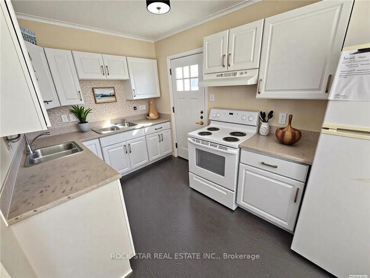 77 Blackfriars Street — photo 1