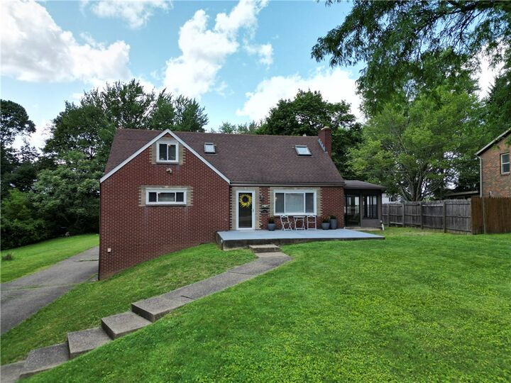 Property Photo:  1169 La Salle Rd  PA 15146 