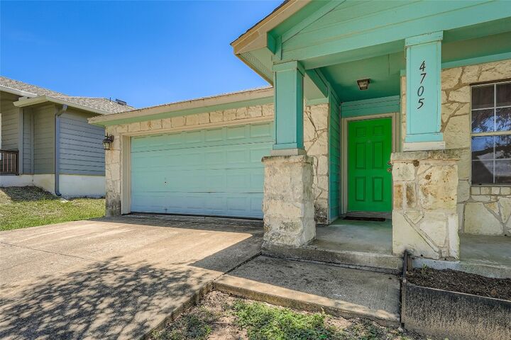 Property Photo: 4705 Valcour Bay Lane 38 TX 78754