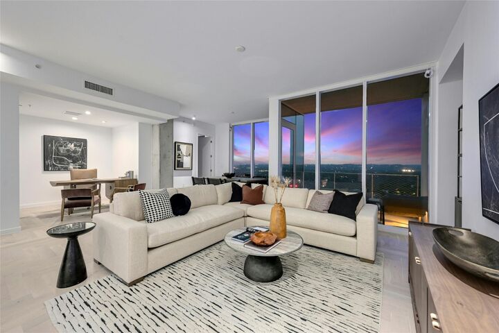 Property Photo:  313 W 17th Street 2204  TX 78701 