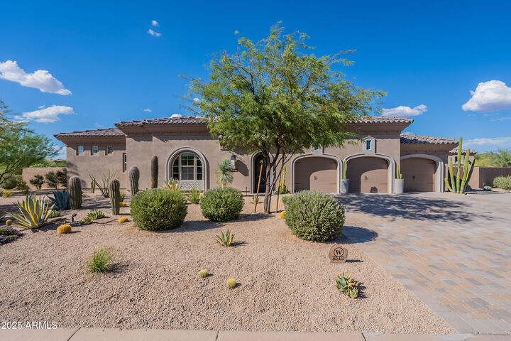 Property Photo:  8512 E Eagle Claw Drive  AZ 85266 