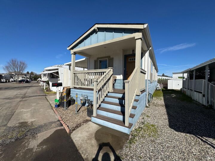 Property Photo: 62 Romani Court CA 95407