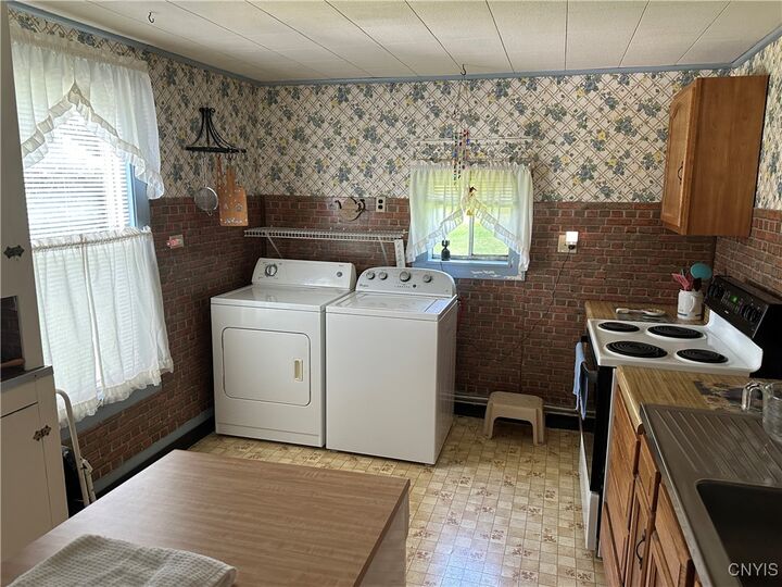 Property Photo: 8886 W Creek Road NY 13736