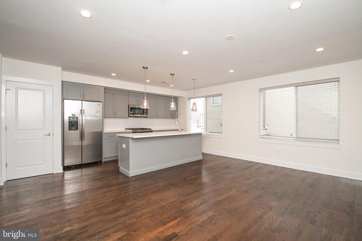 1022 S 2nd Street 24  Philadelphia PA 19147 photo
