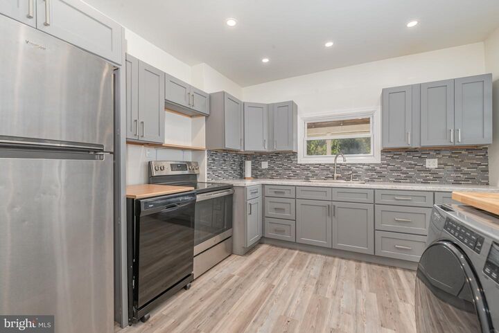 Property Photo:  226 Elm Street  PA 17113 