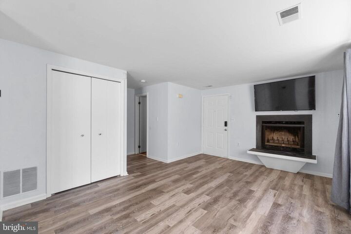 Property Photo:  1225 Danielle Drive E 1225E  MD 21703 