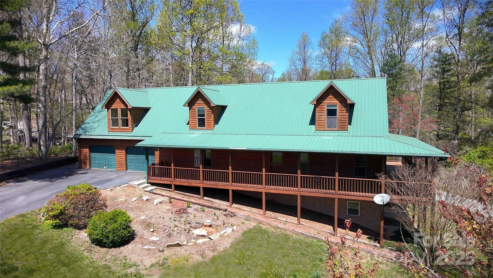 Property Photo: 80 Oak Meadow Lane NC 28792