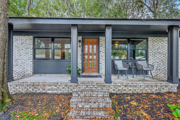 Property Photo: 1203 Valley Drive SC 29410