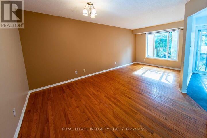 Property Photo:  242 Beatrice Drive  ON K2J 4P1 