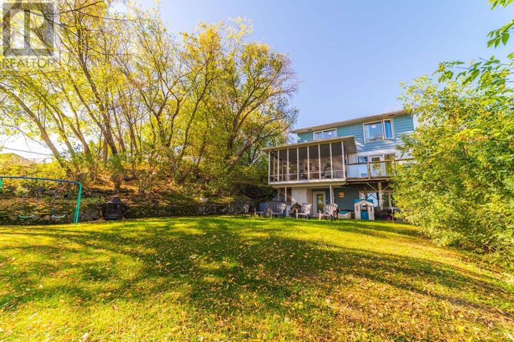 Property Photo: 30 Minnesota Street ON P9N 3V4