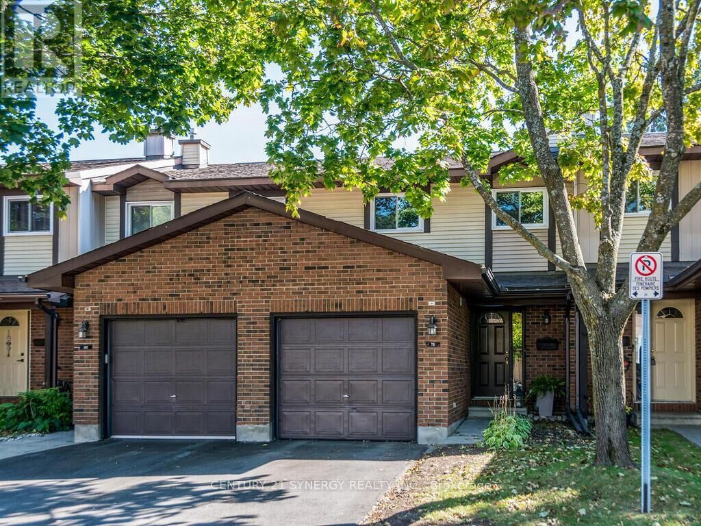 Property Photo:  78 Clarkson Crescent  ON K2L 3E2 