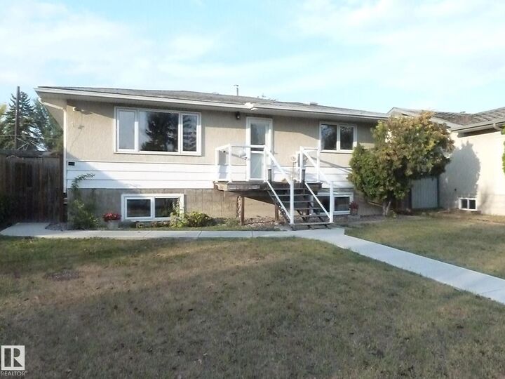 Photo de la propriété: 12836 107 St NW AB T5E 4V3