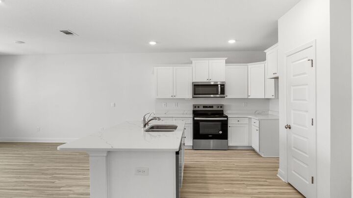 Property Photo: 35 Hatten Court FL 32569