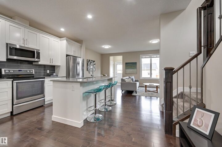Property Photo:  7404 81 Avenue NW  AB T6B 0E2 