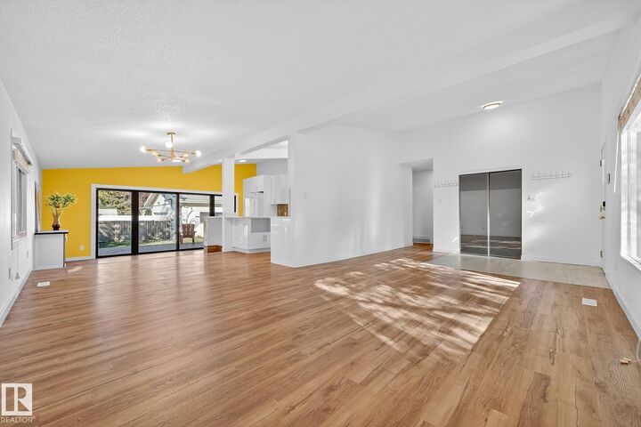 Property Photo: 4312 117 Street NW AB T6J 1T8