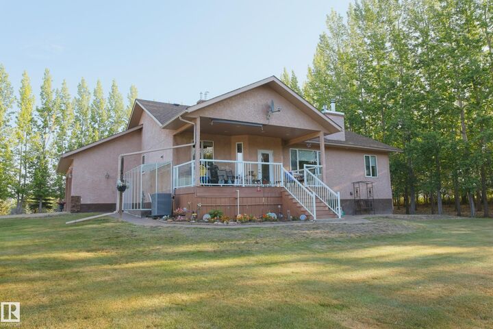 Property Photo:  101 59218A Rge Rd 35  AB T7N 1N3 