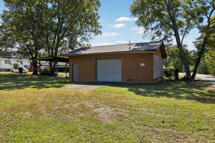 Property Photo: 2827 Dodson Avenue TN 37406
