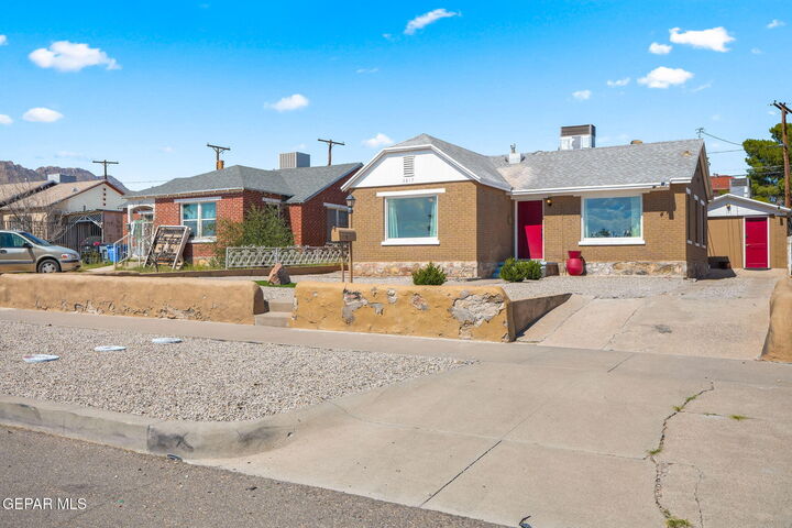 Property Photo: 3817 Frankfort Avenue TX 79930