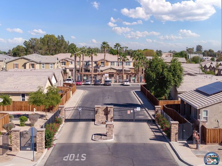 Property Photo: 220 Desert View Dr CA 92227